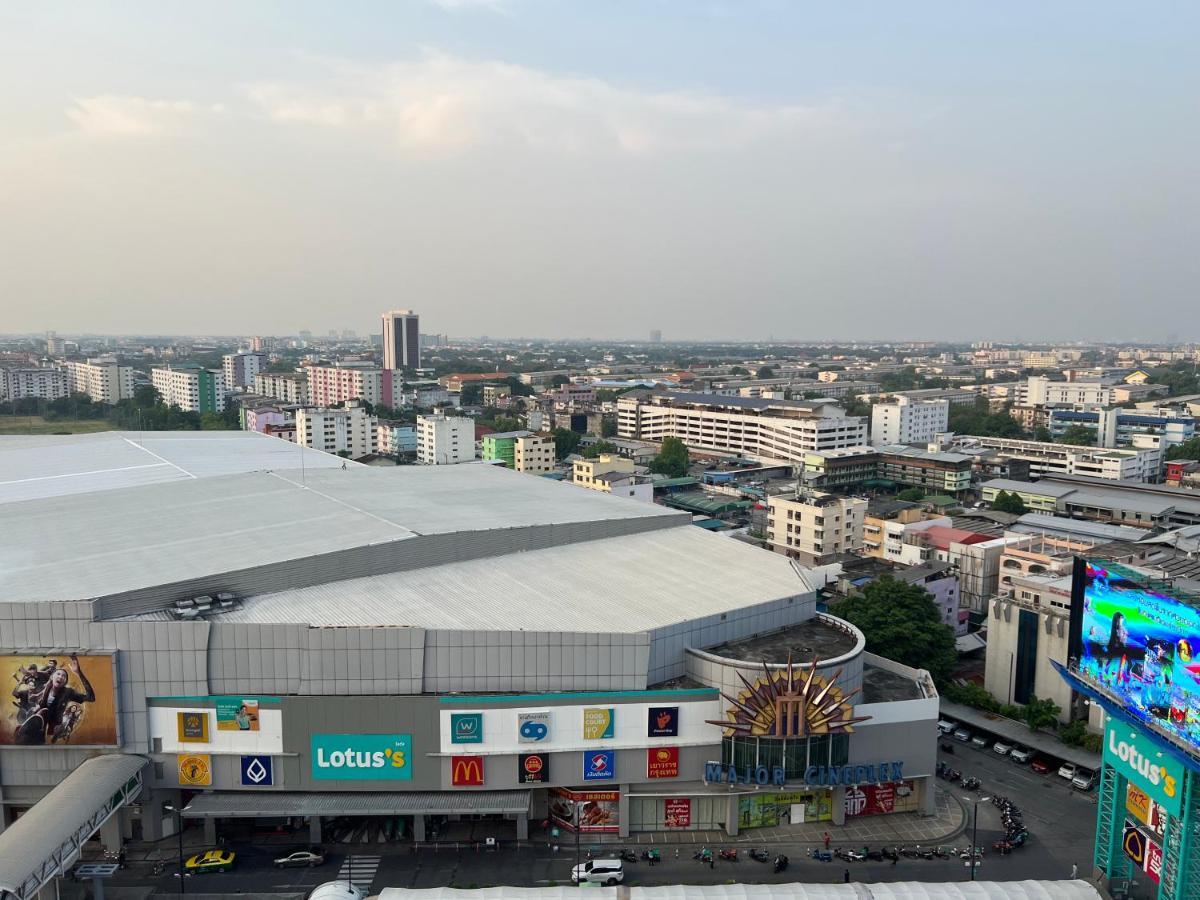 Mall Suites Hotel Bangkok Buitenkant foto