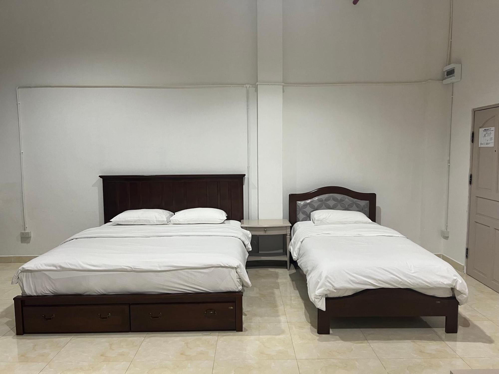 Mall Suites Hotel Bangkok Buitenkant foto